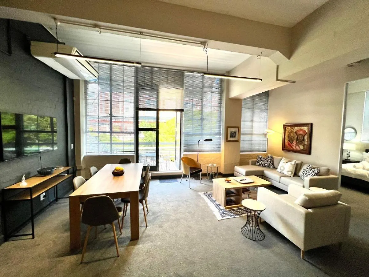 No Load-Shedding Spacious Apartment Kapstadt
