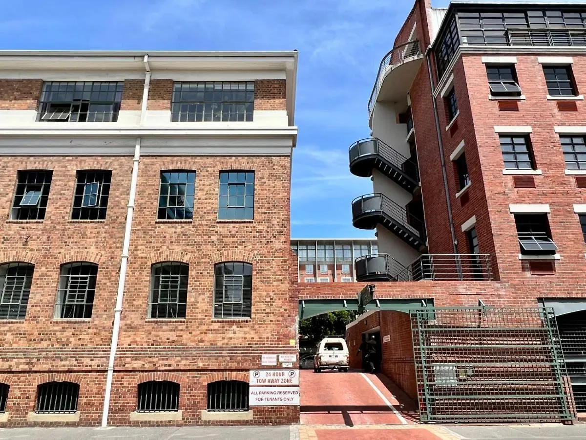 No Load-Shedding Spacious Apartment Kapstadt