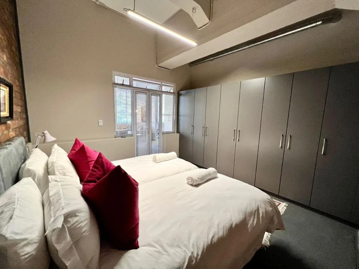 No Load-Shedding Spacious Apartment Kapstadt