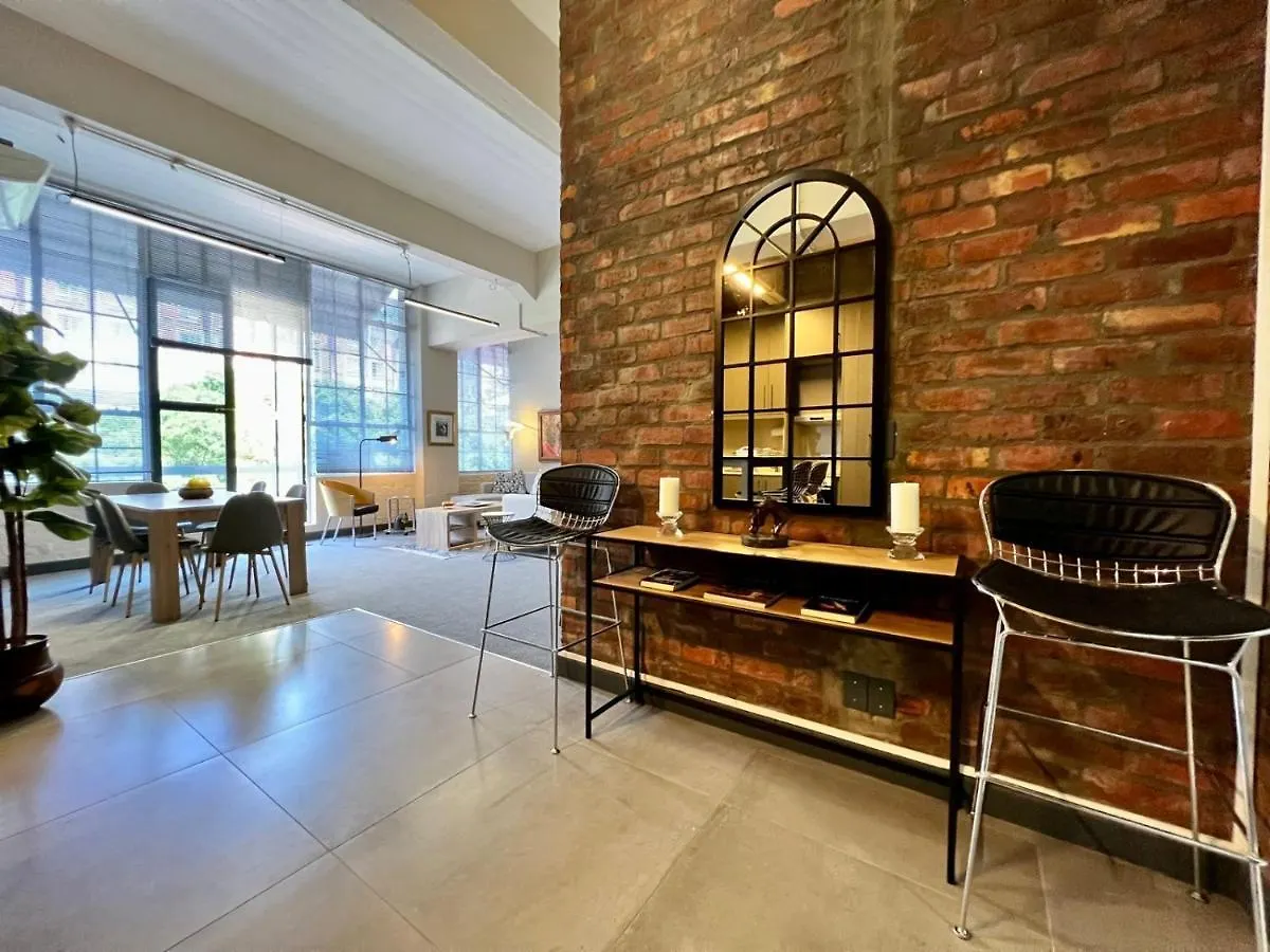 No Load-Shedding Spacious Apartment Kapstadt